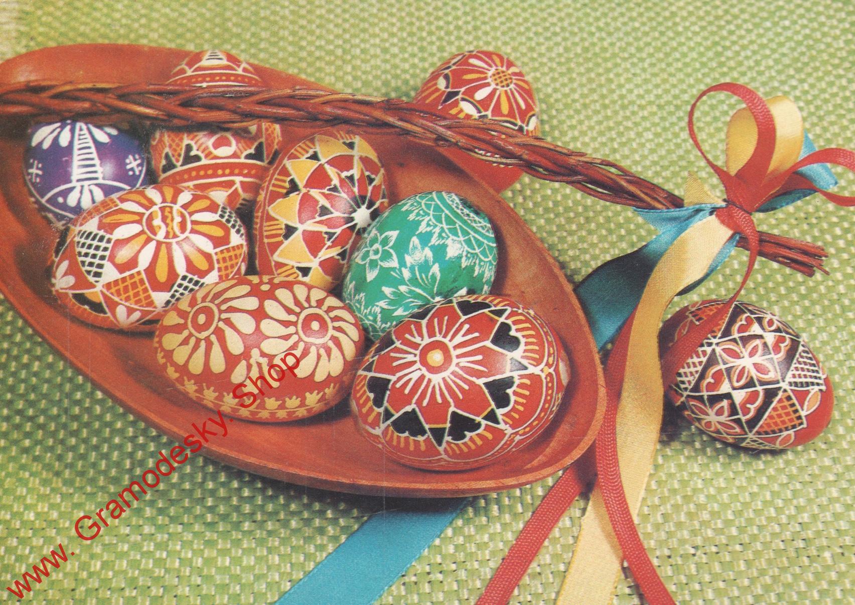 Pohlednice, Velikonoční pozdrav, dřevěná miska, pomláska, kraslice, prošlo pošto