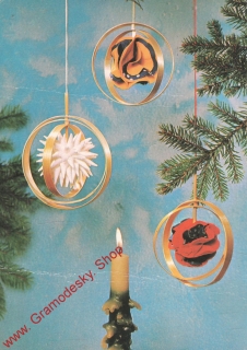 Pohlednice, Veselé vánoce, slámové ozdoby, svíčka, prošla poštou bez známky
